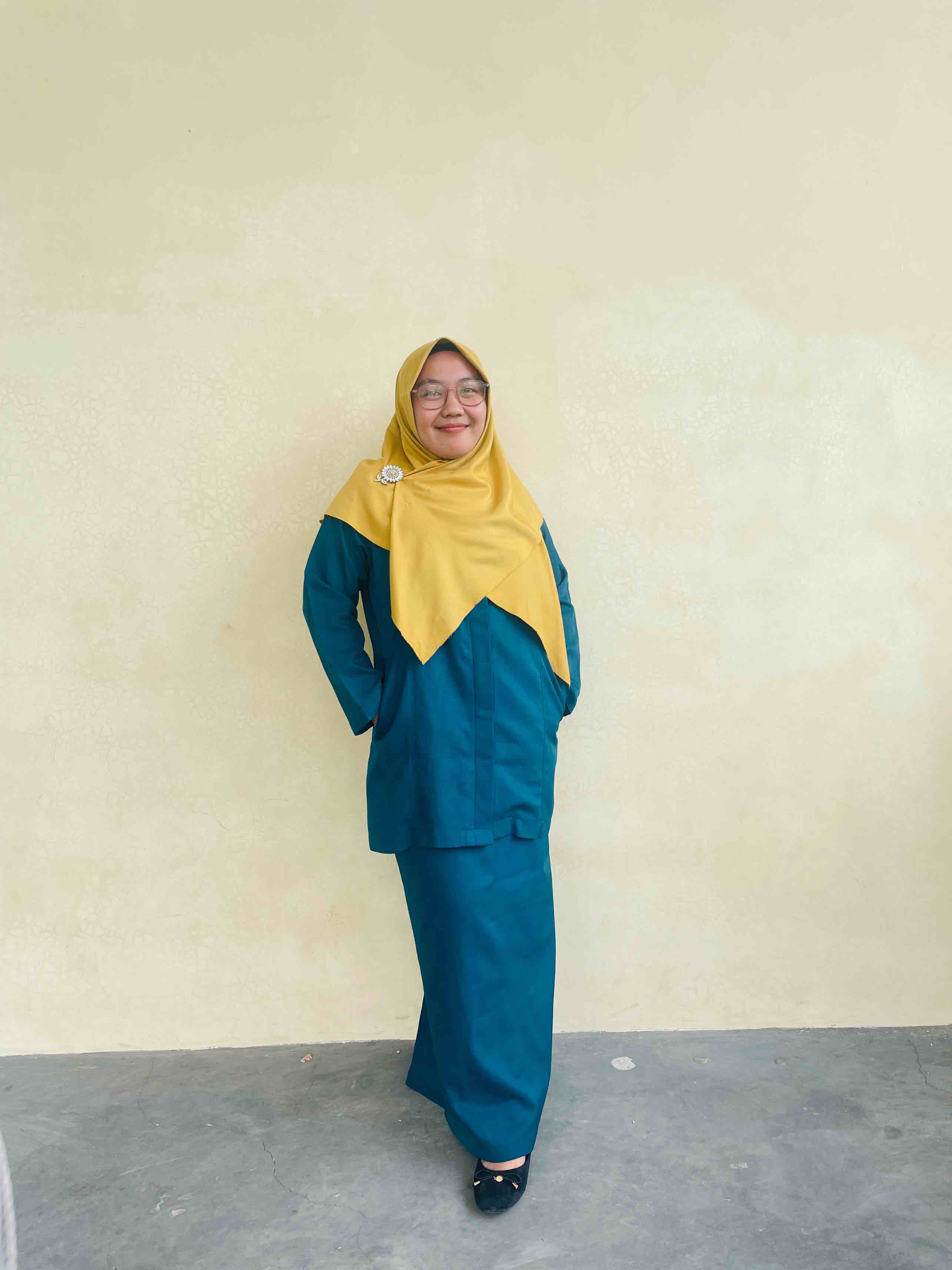 ANIS WULANDARI, S.Pd., Gr.